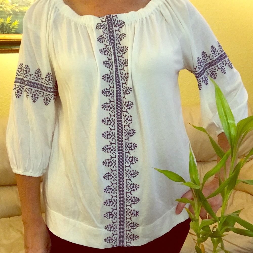 Chaps ladies long sleeved shirt.